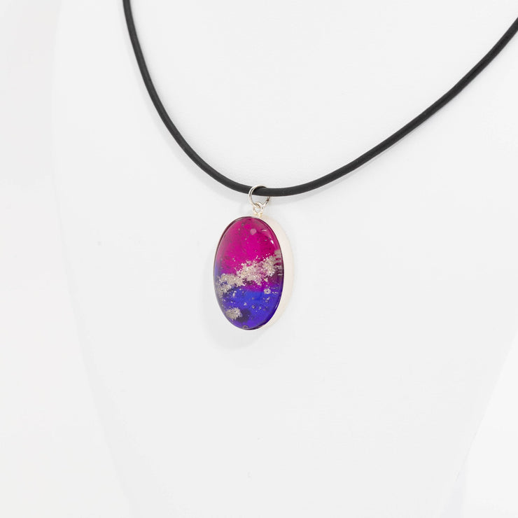 Oval Resin Pendant Memorial Necklace | Cremation Jewelry | Nebula-jewelry