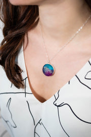 Round Resin Pendant Memorial Necklace | Cremation Jewelry | Stellar-jewelry